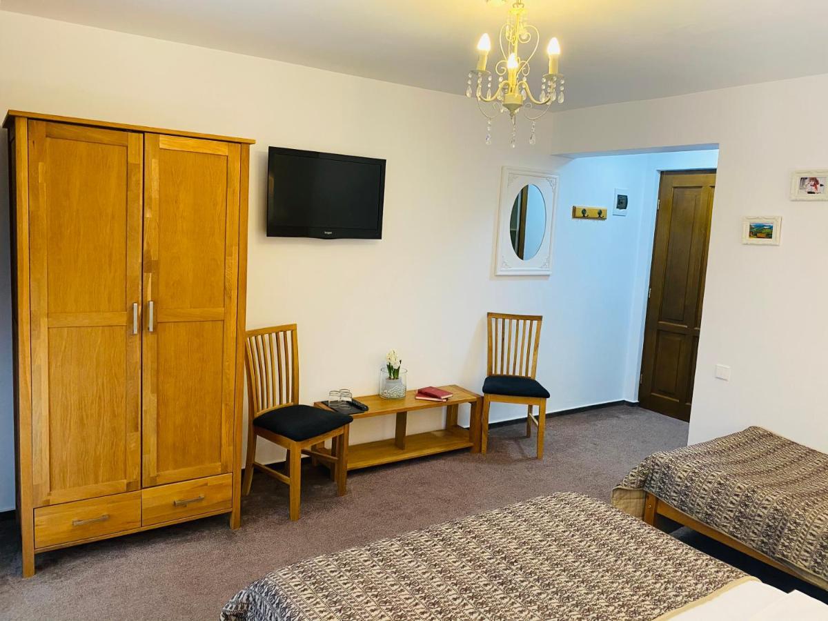 Pensiunea Doina Bucovinei Otel Mînăstirea Humorului Dış mekan fotoğraf