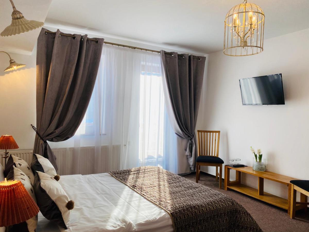 Pensiunea Doina Bucovinei Otel Mînăstirea Humorului Dış mekan fotoğraf