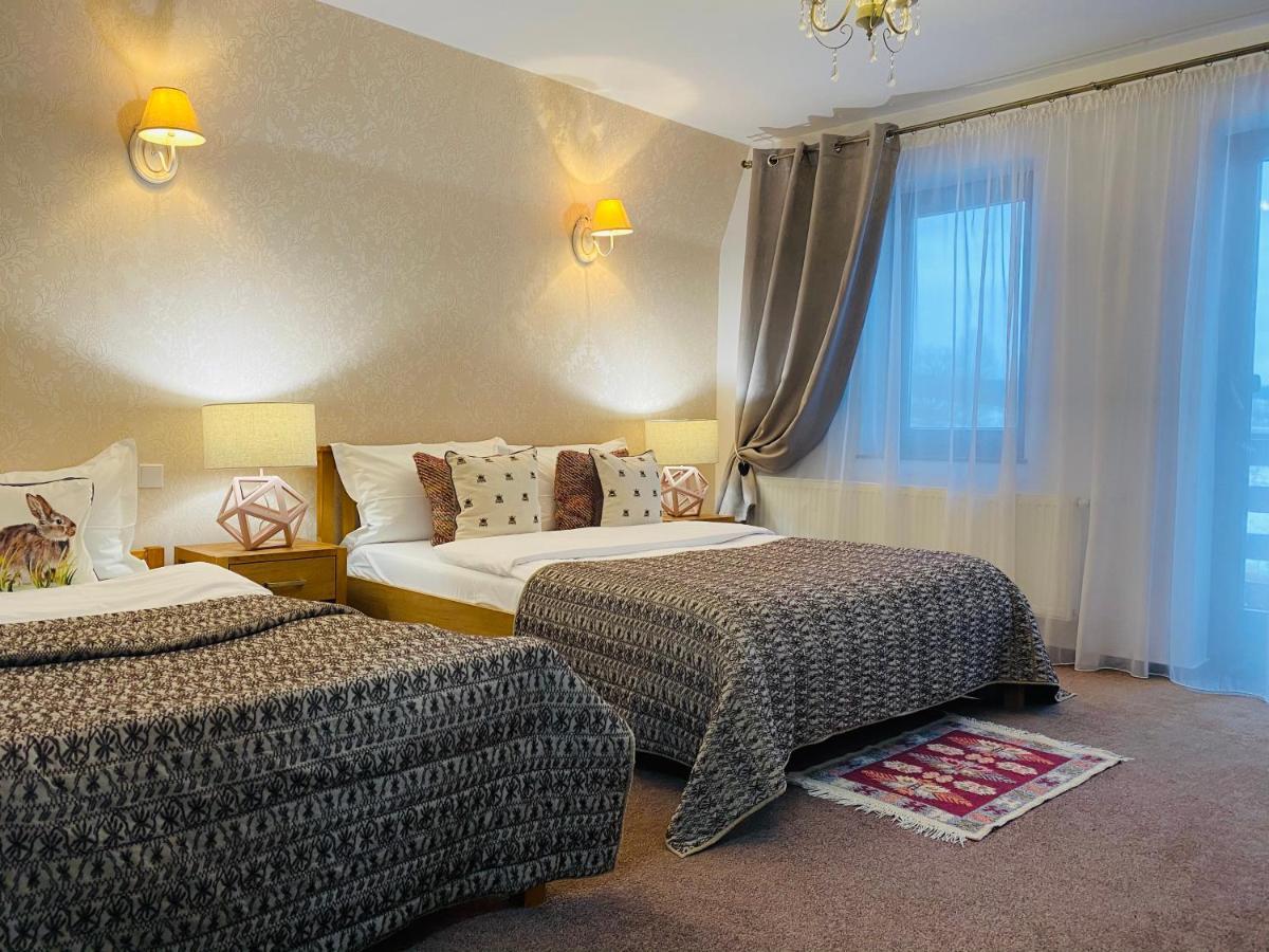 Pensiunea Doina Bucovinei Otel Mînăstirea Humorului Dış mekan fotoğraf